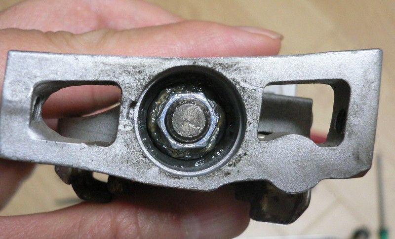 ペダル Pd M324 の玉あたり調整その1 Imanotokoroyoteinasi