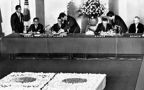 1965