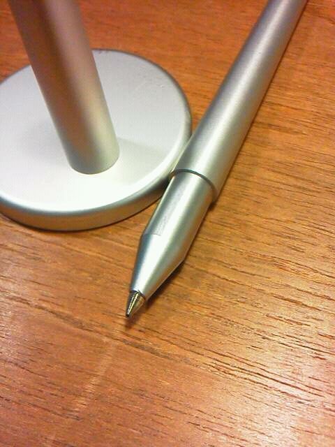 とってもスタイリッシュなアルミスタンドペン 無印大好きムジムジくん とってもスタイリッシュなアルミスタンドペン 無印大好きムジムジくん
