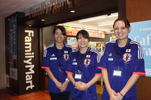 結局コンビニで一番かわいい制服の店ってどこなの 無職天国 結局コンビニで一番かわいい制服の店ってどこなの 無職天国