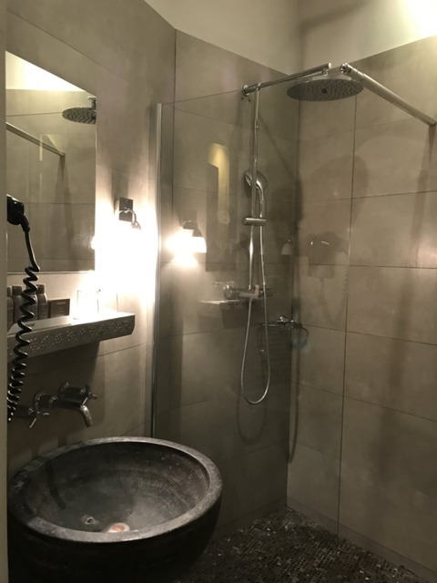 Hotel4