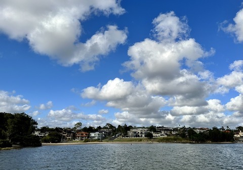 EA6404E9-823E-4899-985C-7320C4A7E1C2