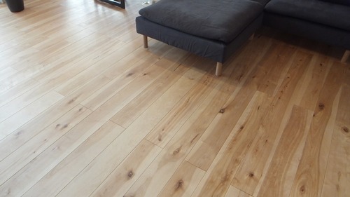 ��������С�������̵������ʪ���ֹ�150N����