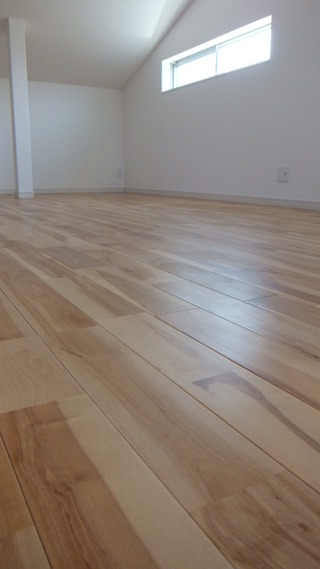 ��ե꡼�С����ܹ�����