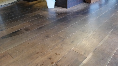 ブラックウォールナットの店舗その後 4
