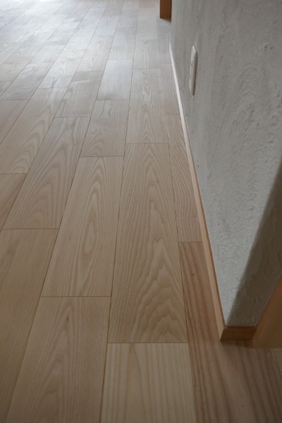 �ۥ磻�ȥ��å�������̵���Ĥʤ���V�¥ե������ ���쥯����󥰥졼�ɣ�