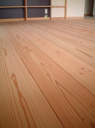 ¿ùÈÄÌÜ30mm̵¹¤¥Õ¥í¡¼¥ê¥ó¥°£²