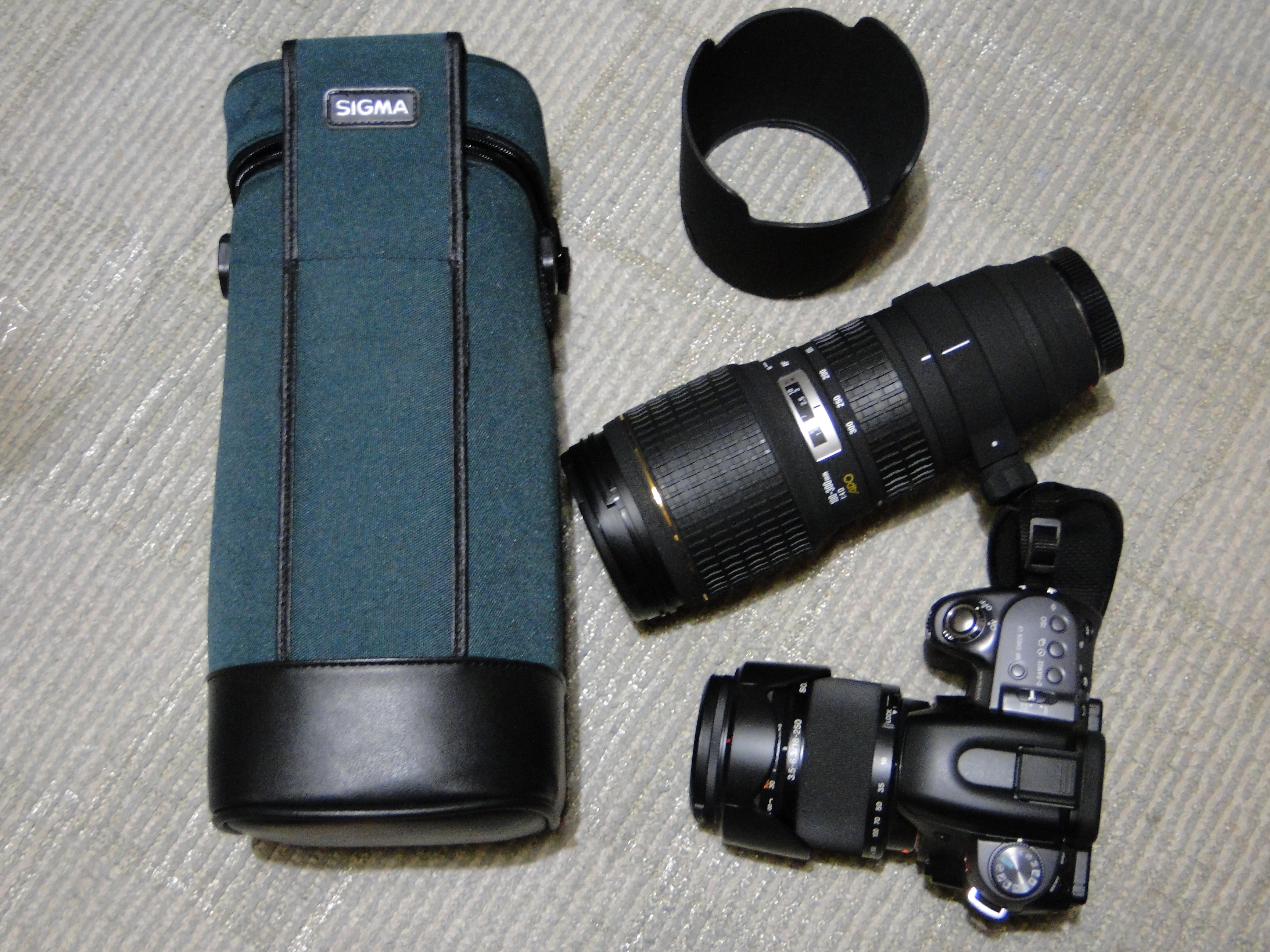 新レンズ！ SIGMA APO 100-300mm F4 EX IF : Glassy's Casya！BooN！