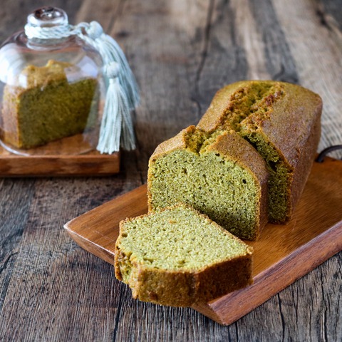 ④抹茶を私用した米粉のパウンドケーキの画像-1