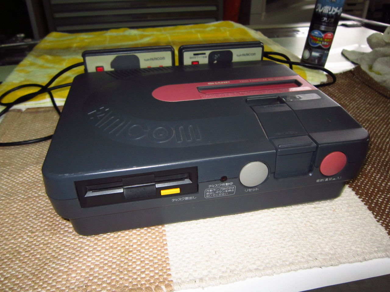 ツインファミコンのベルト交換 : 田 舎 の 少 年 （jyagonowarashi）