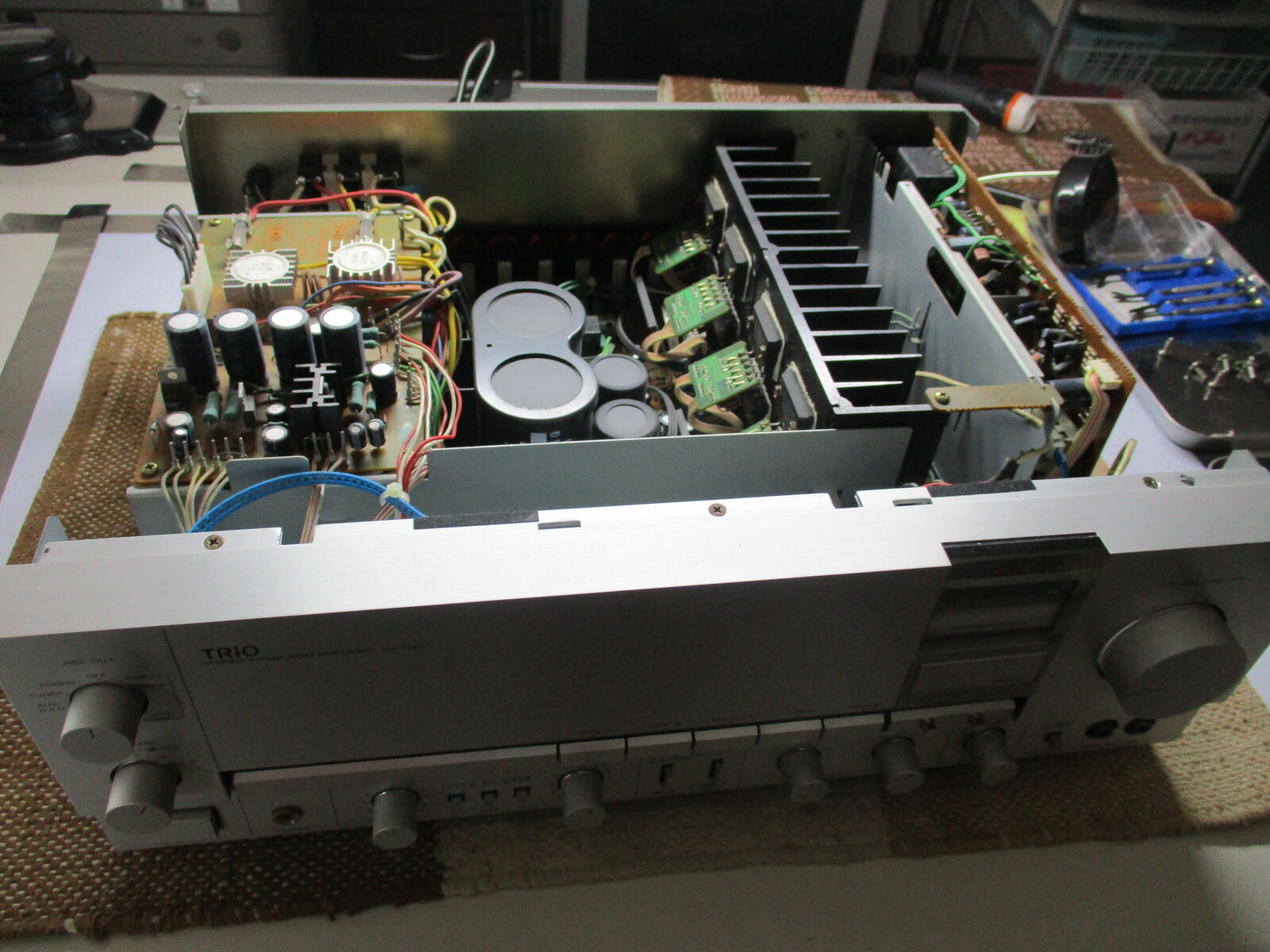 KENWOOD L-03A 完全に壊しました。 : 田 舎 の 少 年 KENWOOD L-03A 完全に壊しました。 : 田 舎 の 少 年