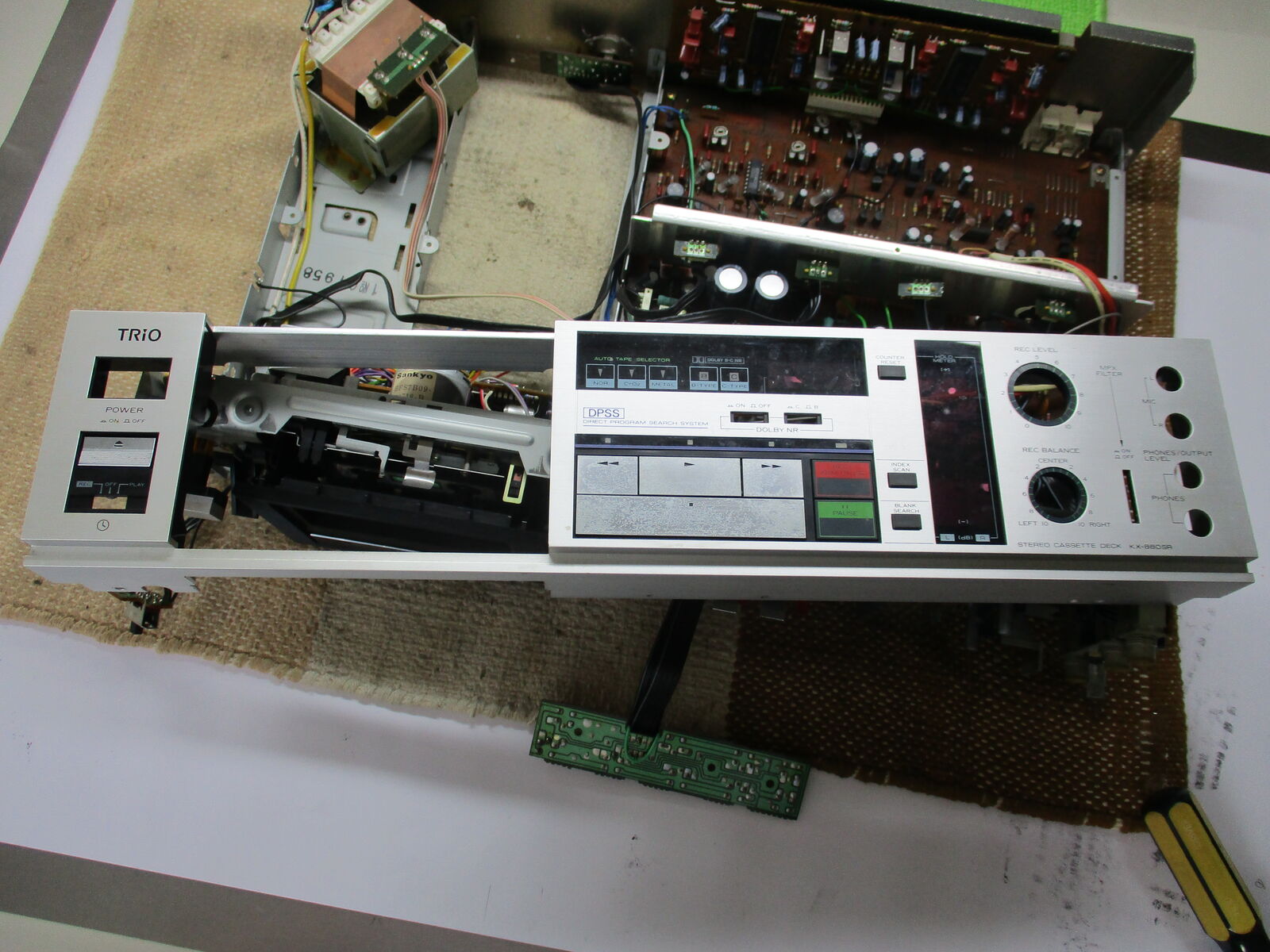 TRIO KX-880SR のメンテ : 田 舎 の 少 年 （jyagonowarashi）