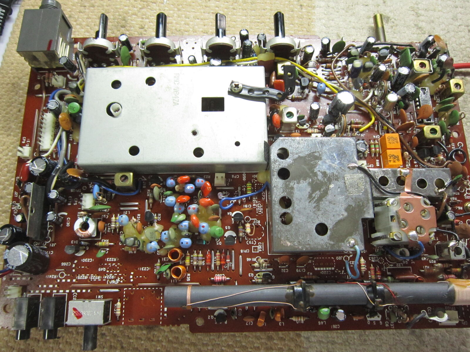 RF-B30の修理の続き : 田 舎 の 少 年 (jyagonowarashi) RF-B30の修理の続き : 田 舎 の 少 年 (jyagonowarashi)
