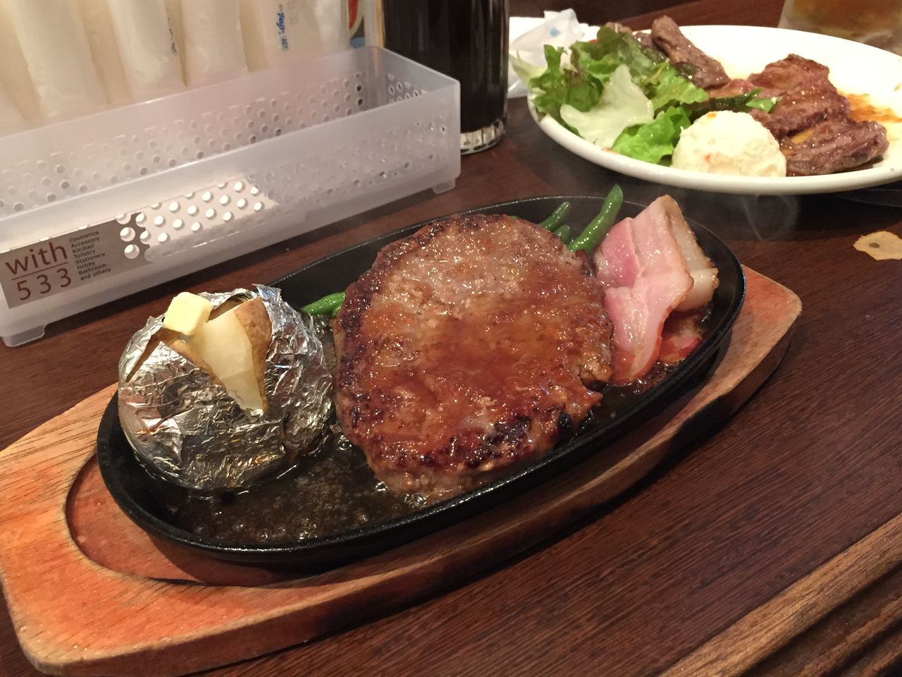 肉を味わうならやっぱりステーキ 上野のステーキ8選 Pathee パシー 肉を味わうならやっぱりステーキ 上野のステーキ8選 Pathee パシー