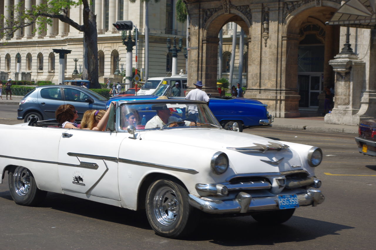 キューバ街歩き ハバナアメ車コレクション ｍっさんの逆襲