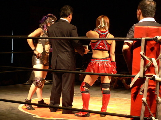 A��YU��MI ��������