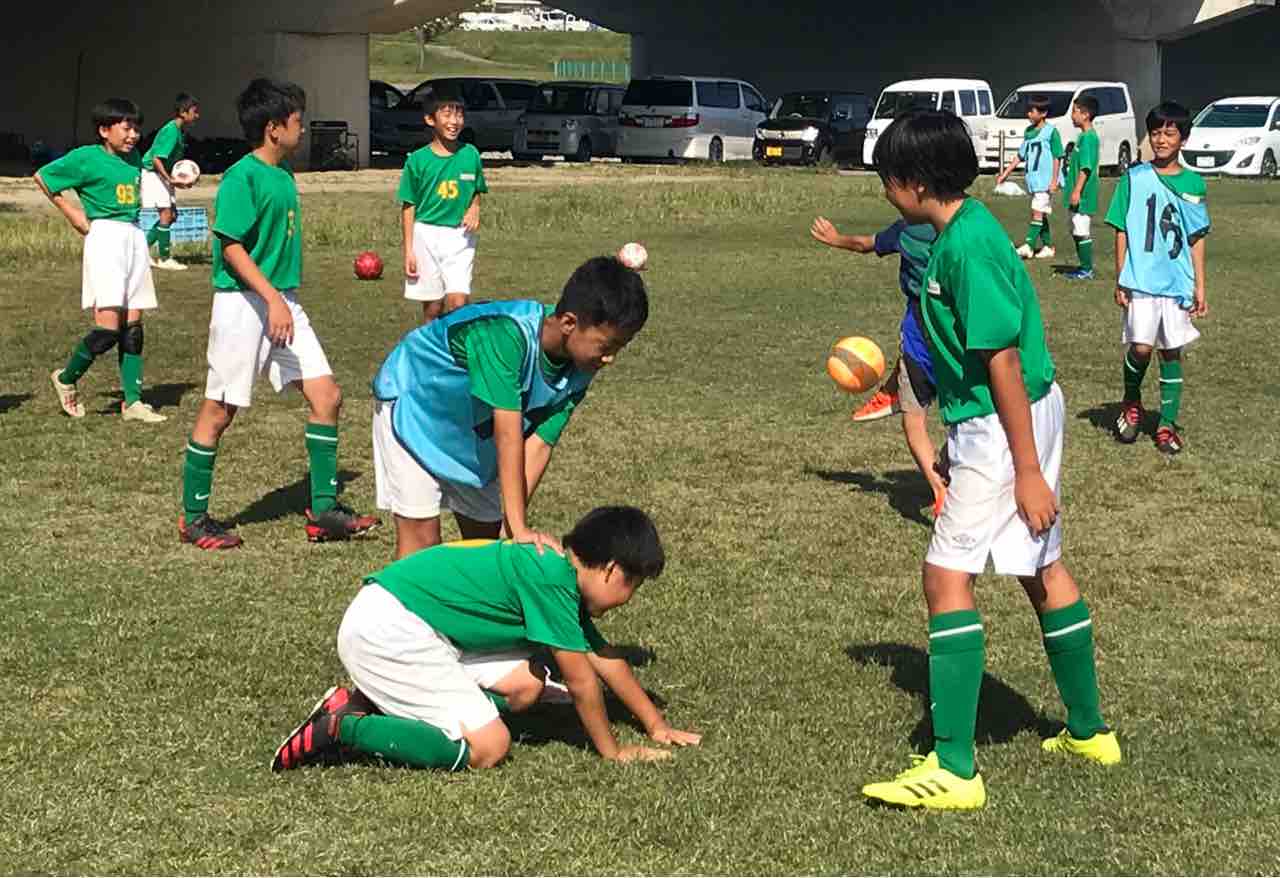 子どもは遊びの天才 We Love Soccer 潮見サッカー 子どもは遊びの天才 We Love Soccer 潮見サッカー