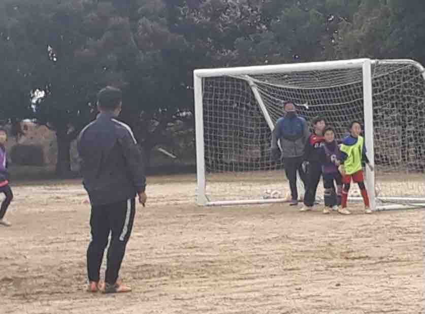 ゴールキーパーの向上のために We Love Soccer 潮見サッカー ゴールキーパーの向上のために We Love Soccer 潮見サッカー