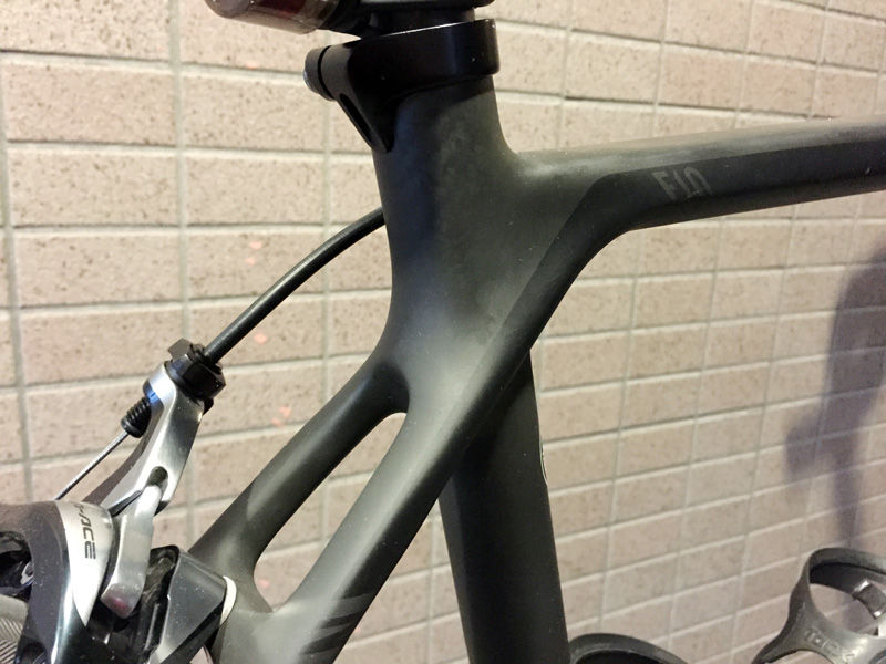 CANYON Ultimate CF SLX - フレーム作りの本気度を考える - : 長距離はNO！