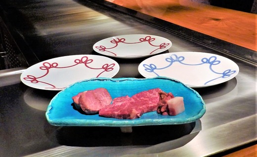 お肉 2種の食べ比べ