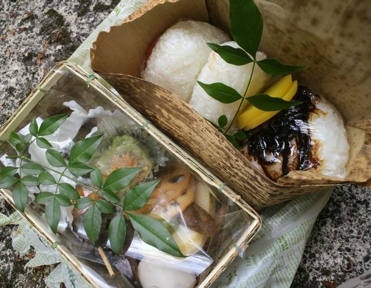 1000円グルメの旅 from 宇都宮 to 47都道府県