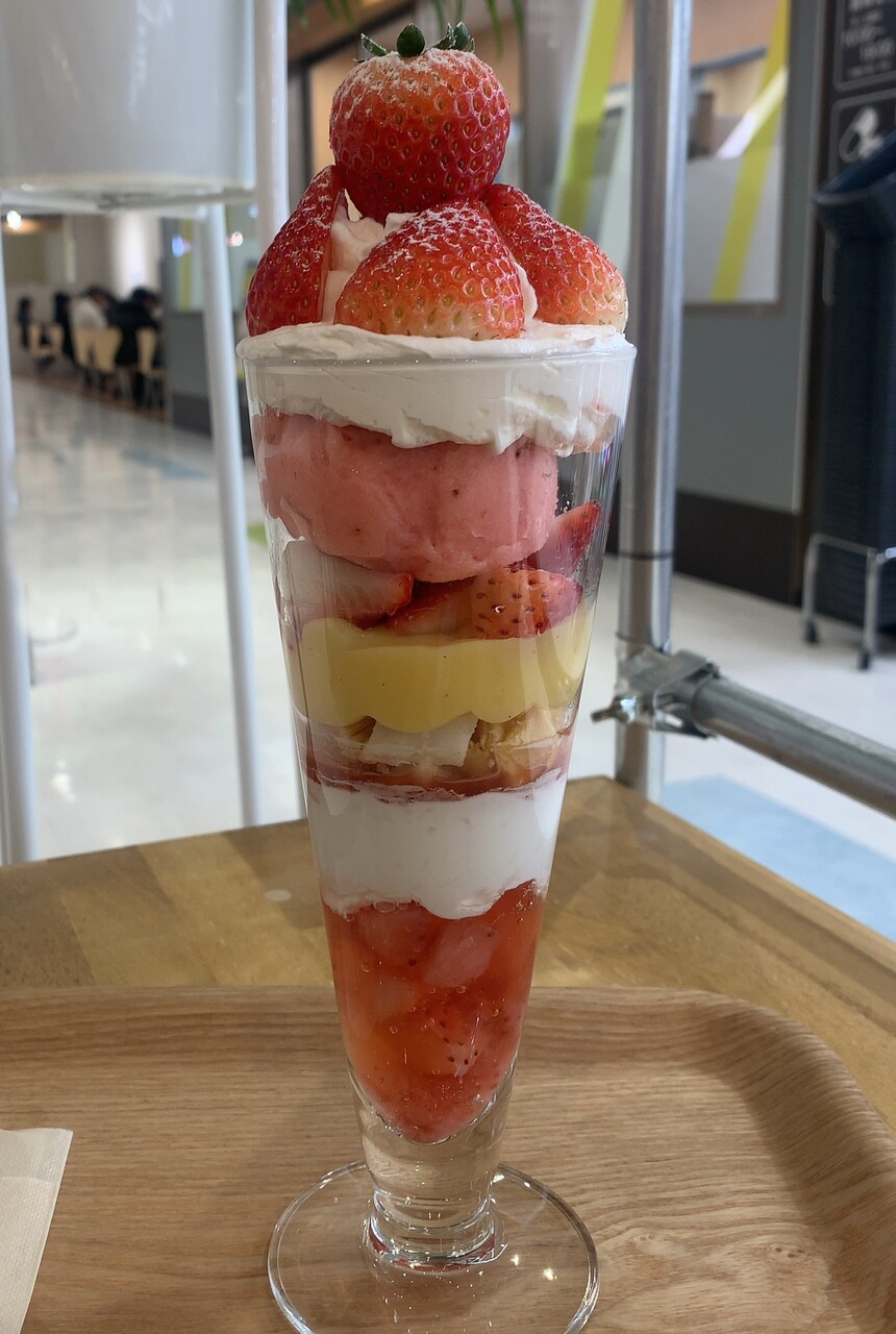 2024いちごパフェ流れ旅11 ～Gelato&Caffeいざわ苺園（宇都宮市