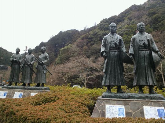 1000円グルメの旅 from 宇都宮 to 47都道府県
