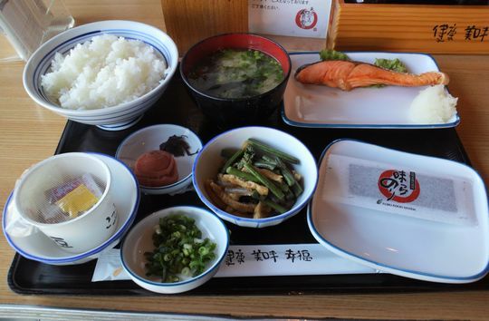 1000円グルメの旅　from 宇都宮　to 47都道府県