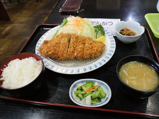 1000円グルメの旅 from 宇都宮 to 47都道府県