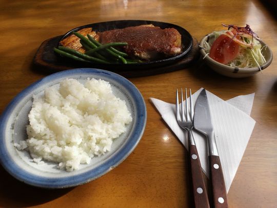 1000円グルメの旅 from 宇都宮 to 47都道府県