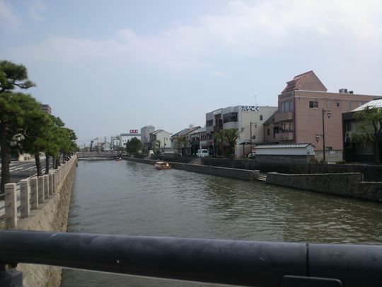 1000円グルメの旅 from 宇都宮 to 47都道府県