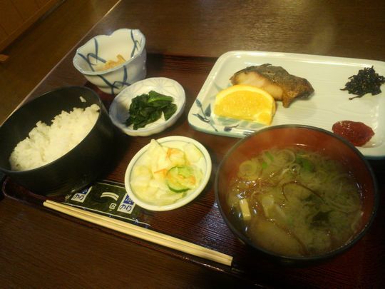 1000円グルメの旅 from 宇都宮 to 47都道府県