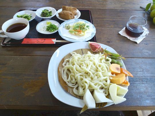 1000円グルメの旅 from 宇都宮 to 47都道府県