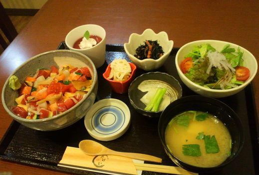 1000円グルメの旅 from 宇都宮 to 47都道府県