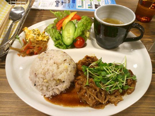 1000円グルメの旅 from 宇都宮 to 47都道府県