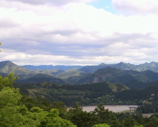1000円グルメの旅 from 宇都宮 to 47都道府県