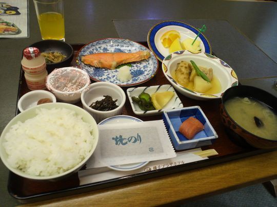 1000円グルメの旅 from 宇都宮 to 47都道府県