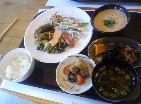 1000円グルメの旅 from 宇都宮 to 47都道府県