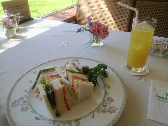 1000円グルメの旅 from 宇都宮 to 47都道府県