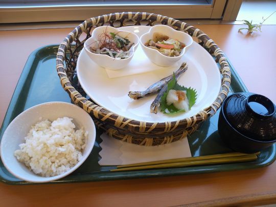 1000円グルメの旅 from 宇都宮 to 47都道府県