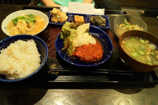 1000円グルメの旅 from 宇都宮 to 47都道府県