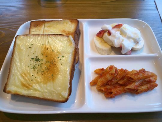 1000円グルメの旅 from 宇都宮 to 47都道府県