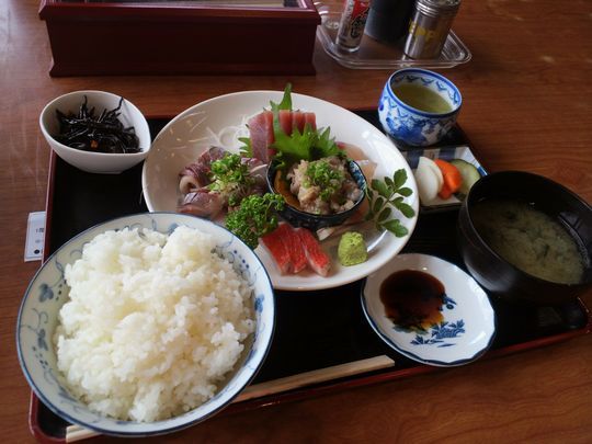 1000円グルメの旅 from 宇都宮 to 47都道府県