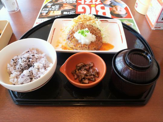 1000円グルメの旅 from 宇都宮 to 47都道府県