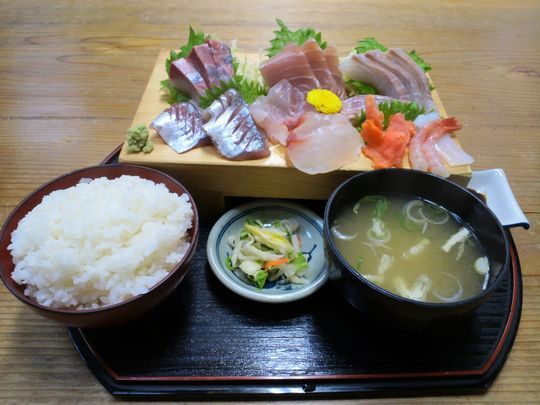 1000円グルメの旅 from 宇都宮 to 47都道府県