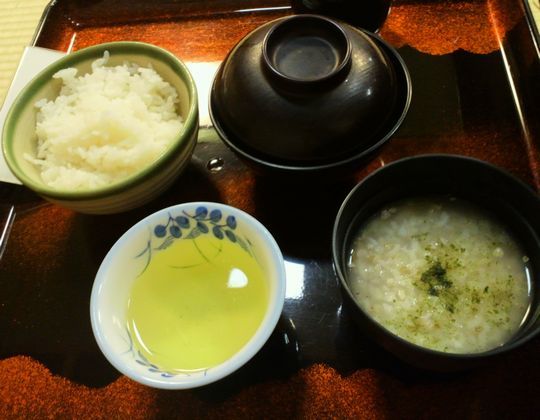 1000円グルメの旅 from 宇都宮 to 47都道府県