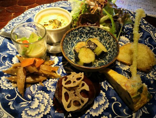 1000円グルメの旅 from 宇都宮 to 47都道府県