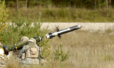 anti-tank-guided-missile-g43ee95303_1920