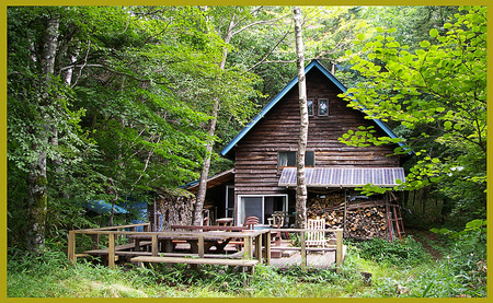 ヒュッテ資料_表紙ヒュッテ