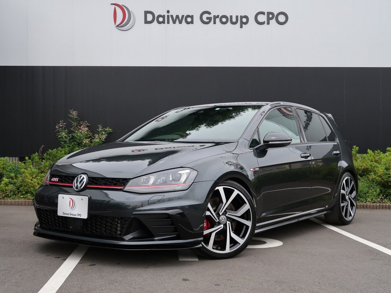 Vw ゴルフgti の限定車入庫 ダイワグループcpo 中古車販売店
